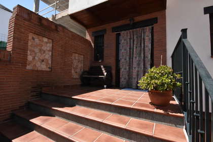Semidetached house Luxury for sale in La Zubia, Zubia (La), Granada. 