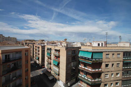 Penthouse for sale in Plaza de Toros-doctores, Granada. 